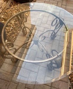 Coffee table glass top