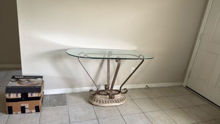 3 Living room Glass tablets