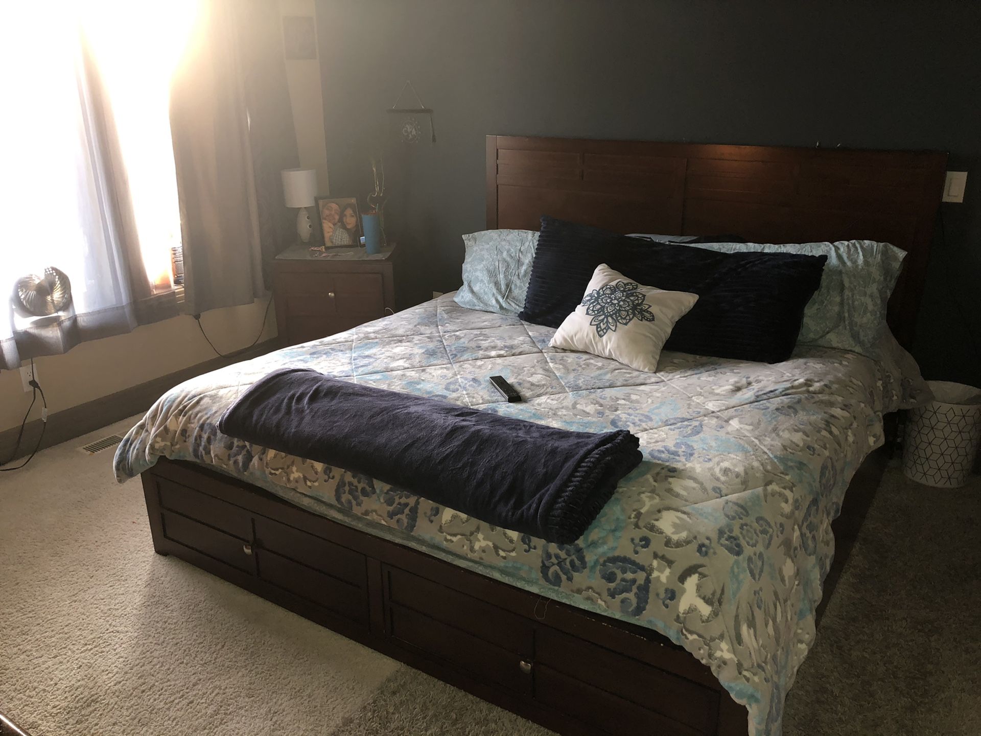 King size bed for sell