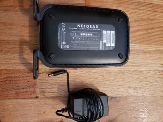 NETGEAR WR1000 Router