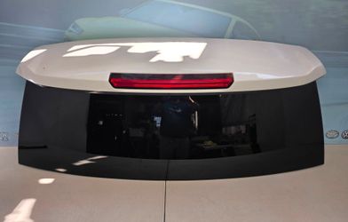 2015-2020 CHEVROLET TAHOE-SUBURBAN SPOILER WING+GLASS