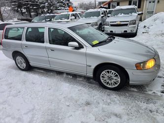 2005 Volvo V70