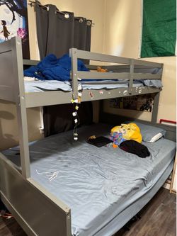 Bunk bed