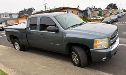 2010 Chevrolet Silverado V8 Ext Cab