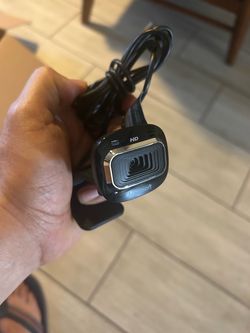 Selling a pre-owned Microsoft LifeCam HD-3000 webcam in excellent working condition. Works great and is ready to plug in and use (no original packagin