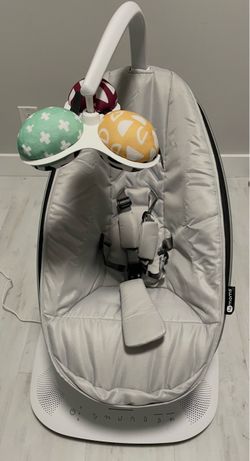 MamaRoo Multi-Motion Baby Swing – Model 1046 – Like New