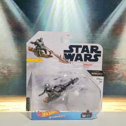 Star Wars Hot Wheels STARSHIPS MANDALORIAN