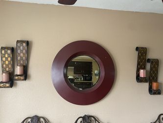 Round mirror set with 4 candle holders