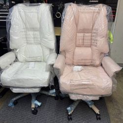 Ergonomic Office Chair with Footrest