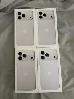 Apple iPhone 18 pro max silver or Apple Watch for sale