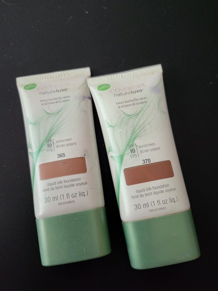 β¨ Covergirl NatureLuxe Foundation β Rare & Discontinued! πΏπ