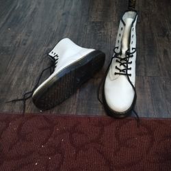 Doc Martin Boots 