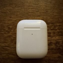 Apple AirPods 1 (First Gen)