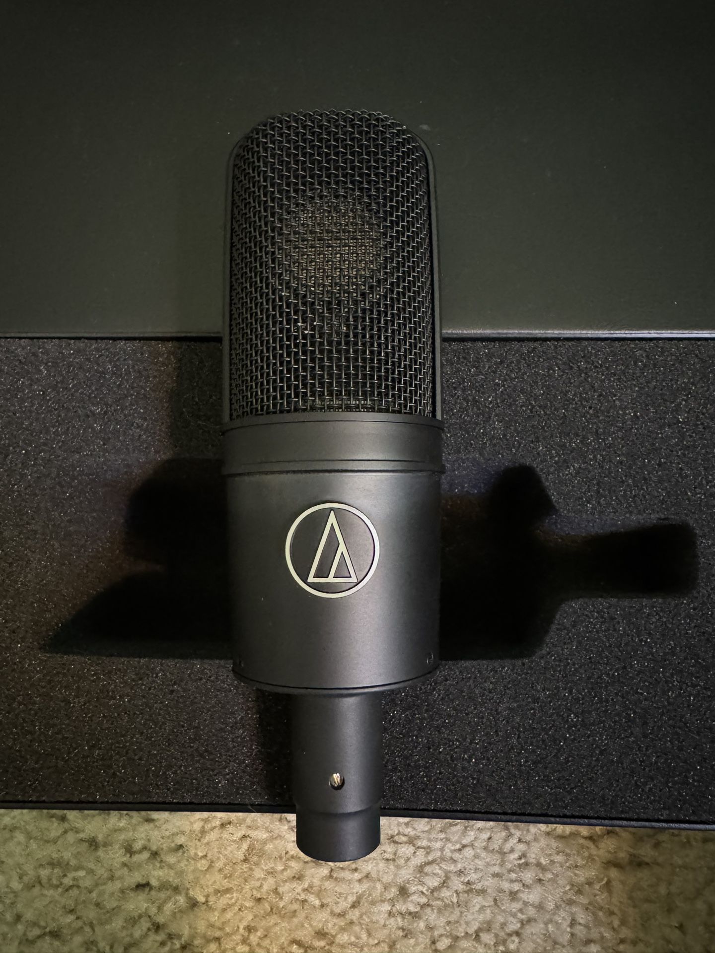 Audio-Technica AT4040 Microphone