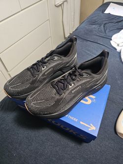 Brooks shoes