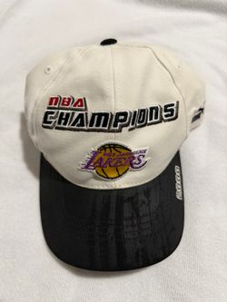 PUMA Los Angeles Lakers 2000 NBA Champions White Black Cap One Size