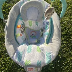 Bright Starts Lightweight Baby Bouncer Seat Vibrating Toy Bar Music Safety Harness