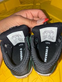 Converse Infant Sneakers Size 4 US