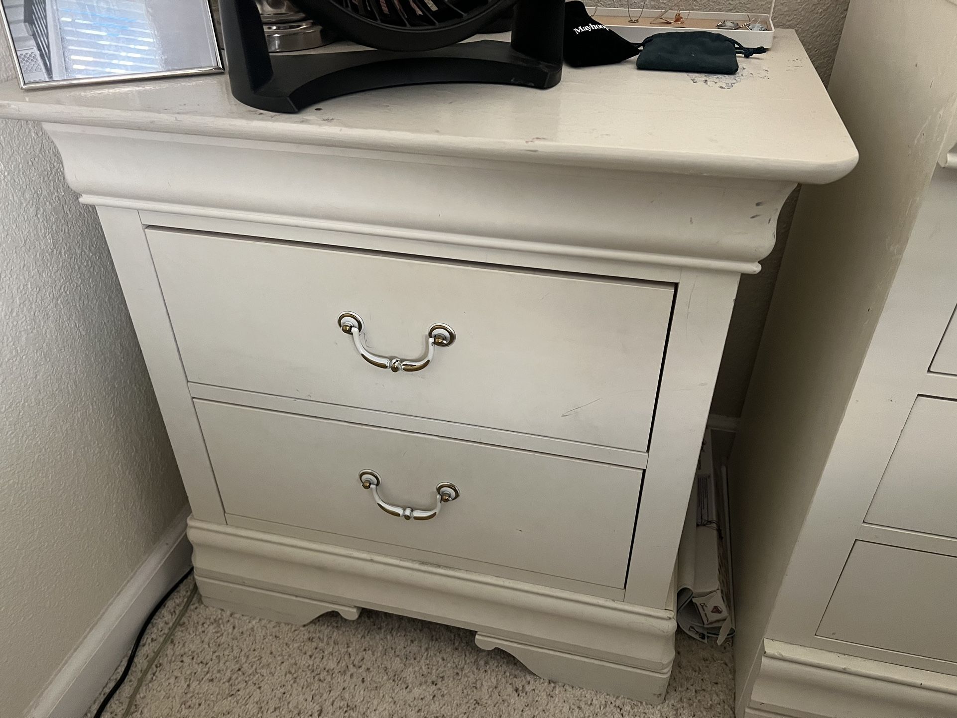 Dresser/ Nightstand 