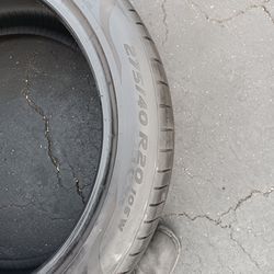 2 llantas 275 40 R20 Pirelli Pzero