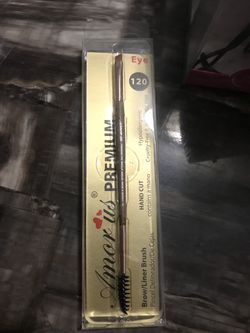 Eyebrow brushe