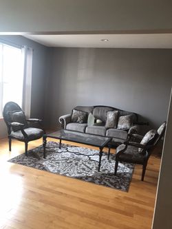 Sofa Set Aahley