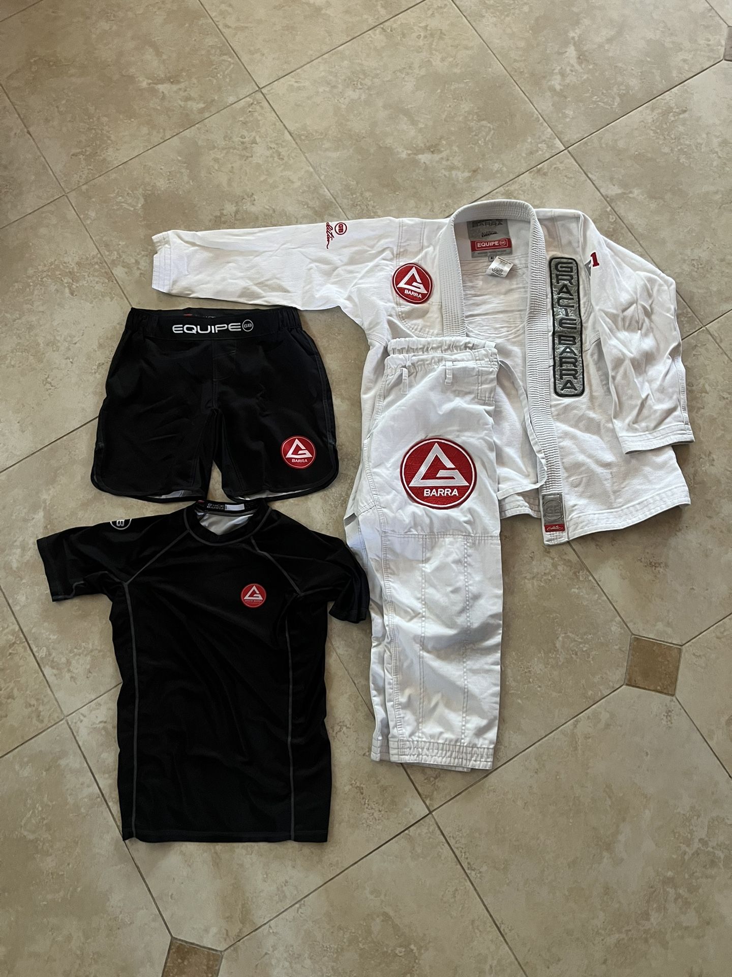 Gracie Barra A1 gi