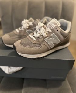 New Balance Sneakers