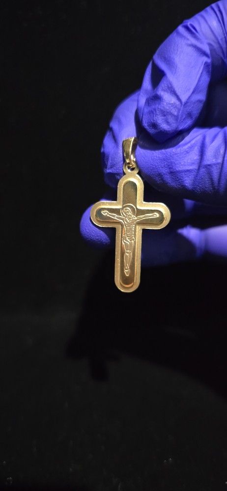 925 sterling silver gold-plated cross pendant