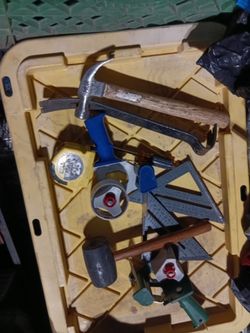 🔥 Mystery Box – Mixed Hand Tools (Carpentry + General Use)