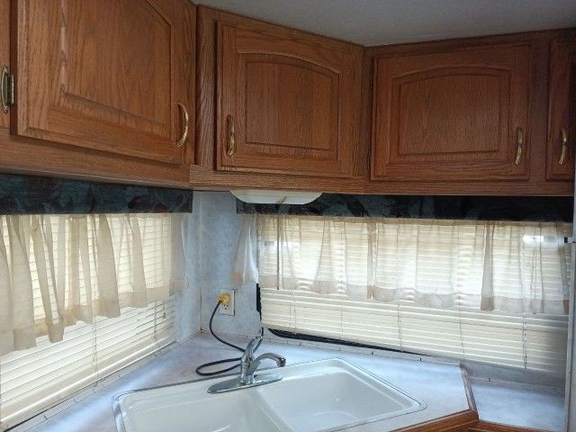 1995 Westport 5th Wheel Camper