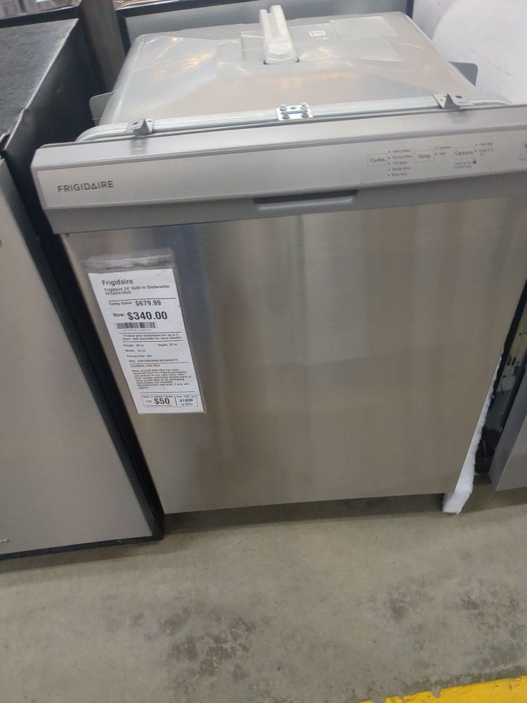 Frigidaire Built in Dishwasher FFCD2418US Retail $679 SAVE $339