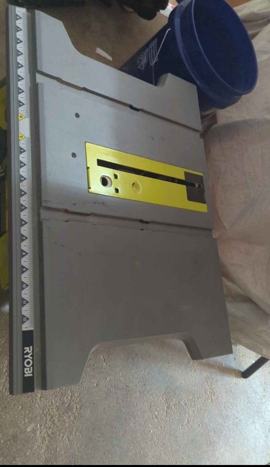 Ryobi Table Saw