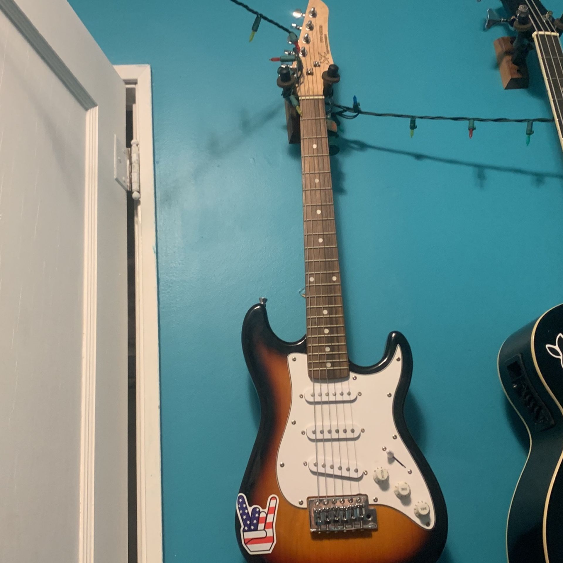 6 string electrical guitar