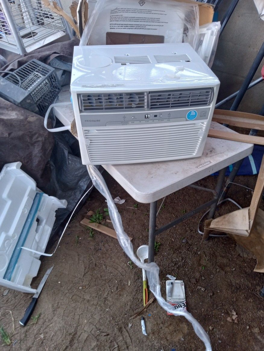 Se Vende Está Nuevo