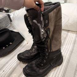 Boots For Snow, Uggs , Size 9