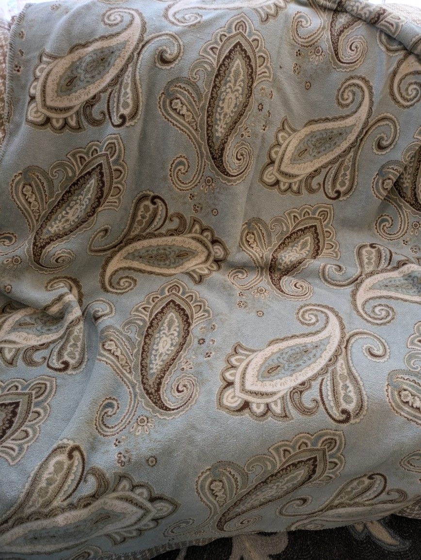 Aqua Green Paisley Print Throw Blanket