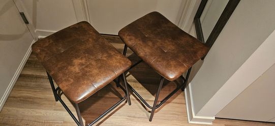 COUNTER BAR STOOLS SET OF 2