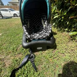 Infant carseat mickey Mouse