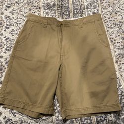 Great condition St. John’s Bay 34 Shorts - Tan