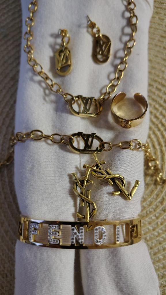high-quality jewelry package