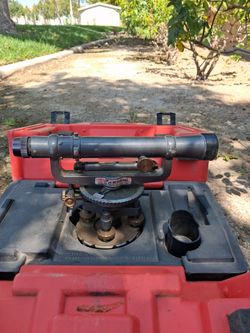 VINTAGE David White Universal model 8114 surveyor