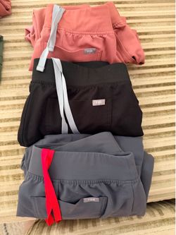 FIGS Medium Zamora Jogger Scrub Pants Bundle (Set of 3) - Black, Graphite & Rose