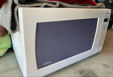 Microwave. Large