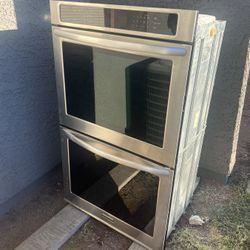 KitchenAid Double Electric Wall Oven.