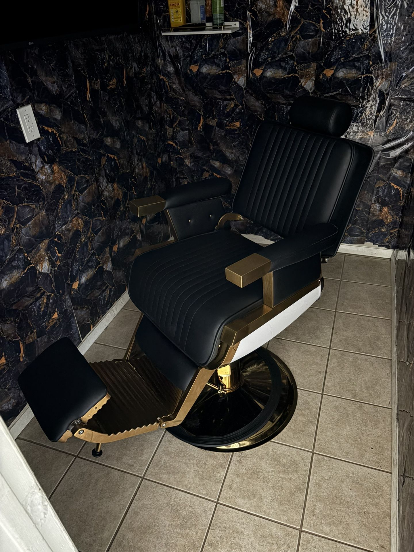 Gold Trim Barber Chair