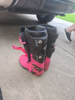 Moto Boots