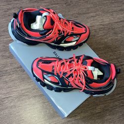 Balenciaga Track