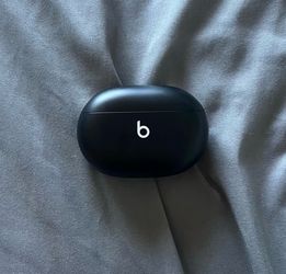 Beats Studio Buds