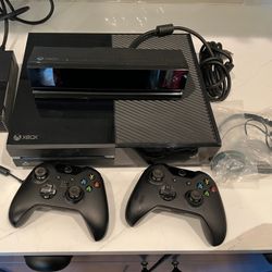 Xbox Day 1 Edition w/Kinect & 500GB HD